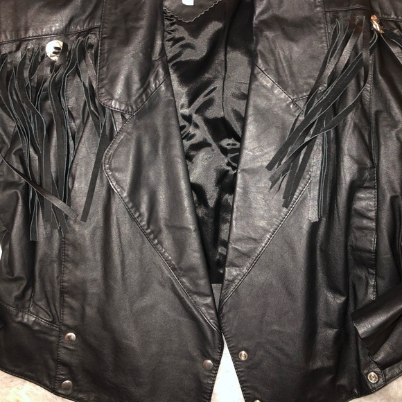 Ladies Size Small Genuine Leather Fringe Jacket - Picture 3 of 6